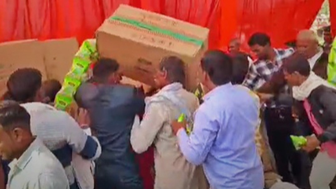 Hamirpur UP Viral Video