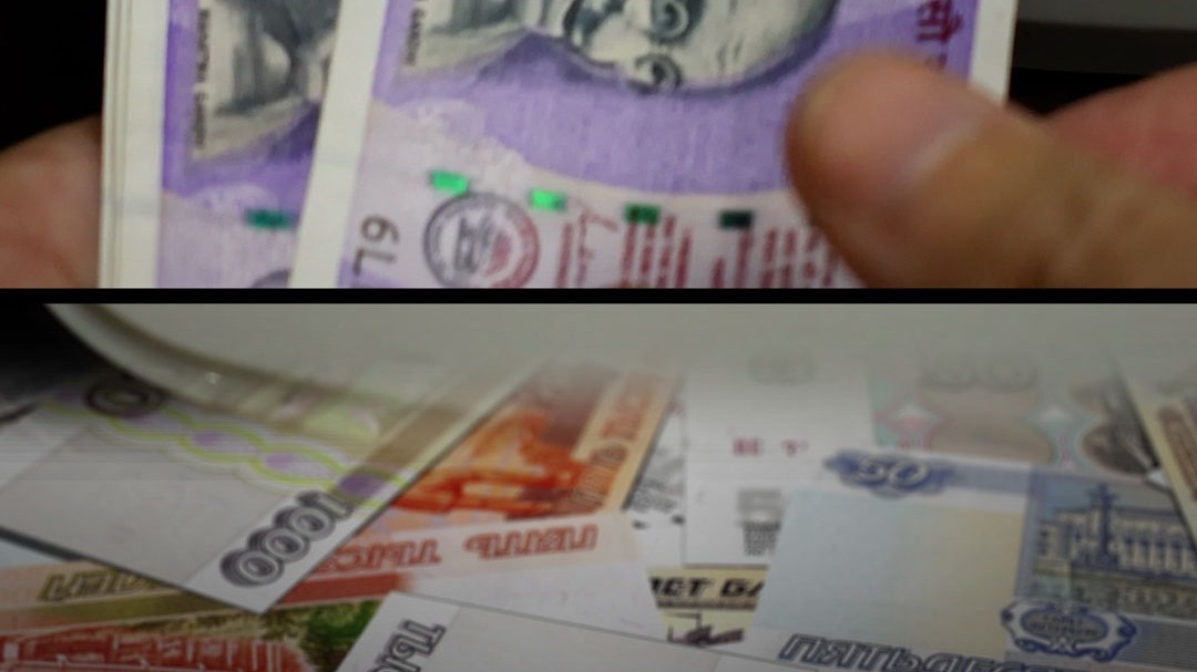 Indian and Russian Currency