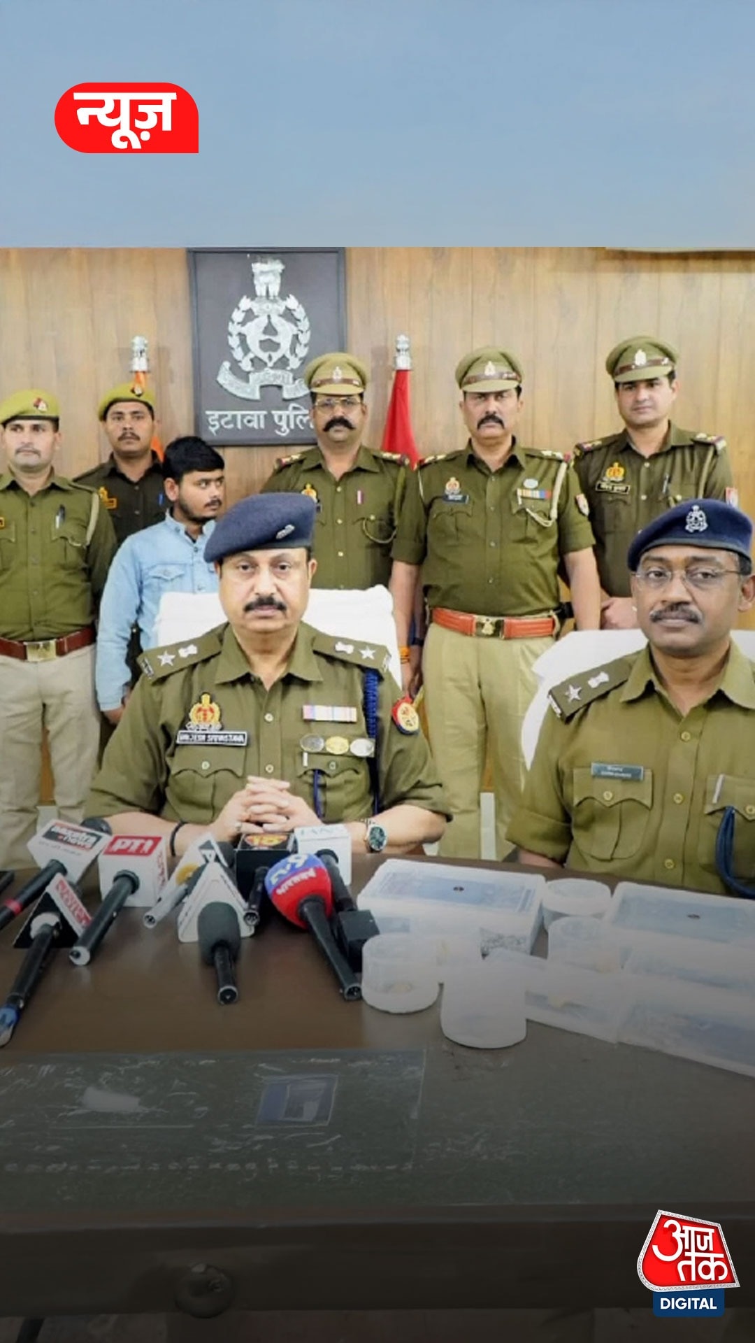 भांजी ने चुरा लिए लाखों के जेवरात