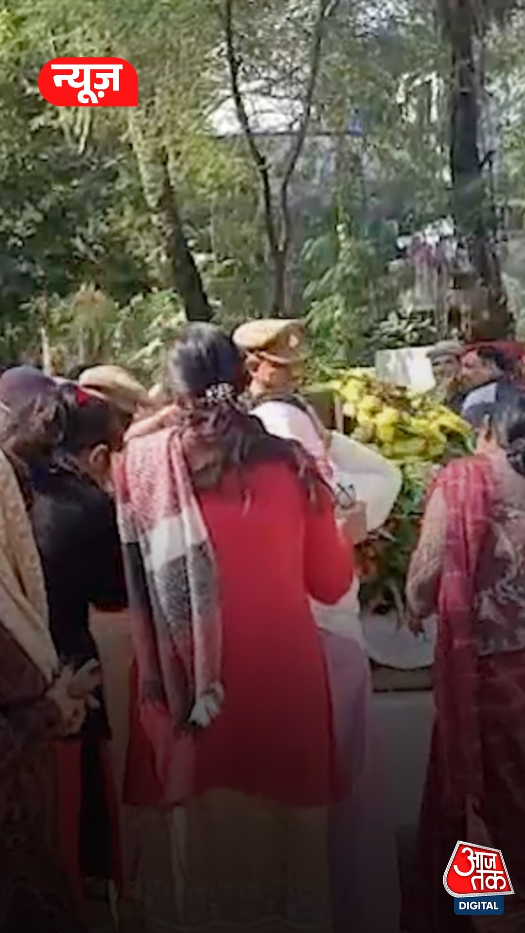 पुलिस इंस्पेक्टर की मिली खून से लथपथ बॉडी, हत्या या आत्महत्या? 