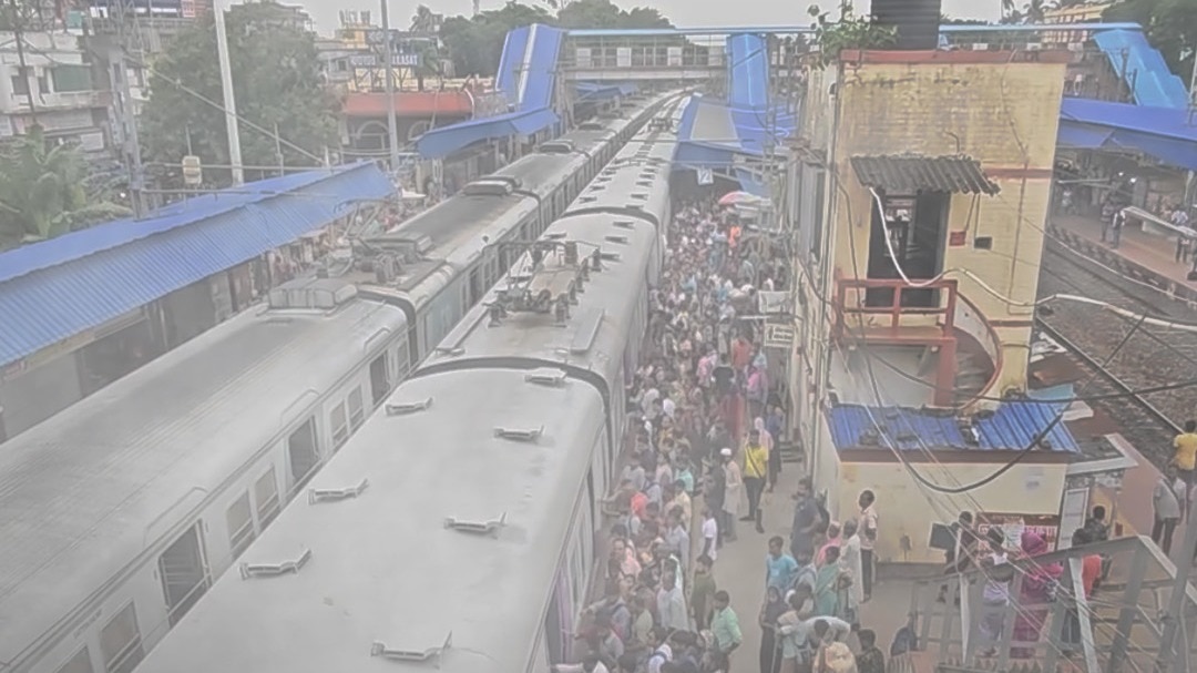 Trains are getting delayed due to fog