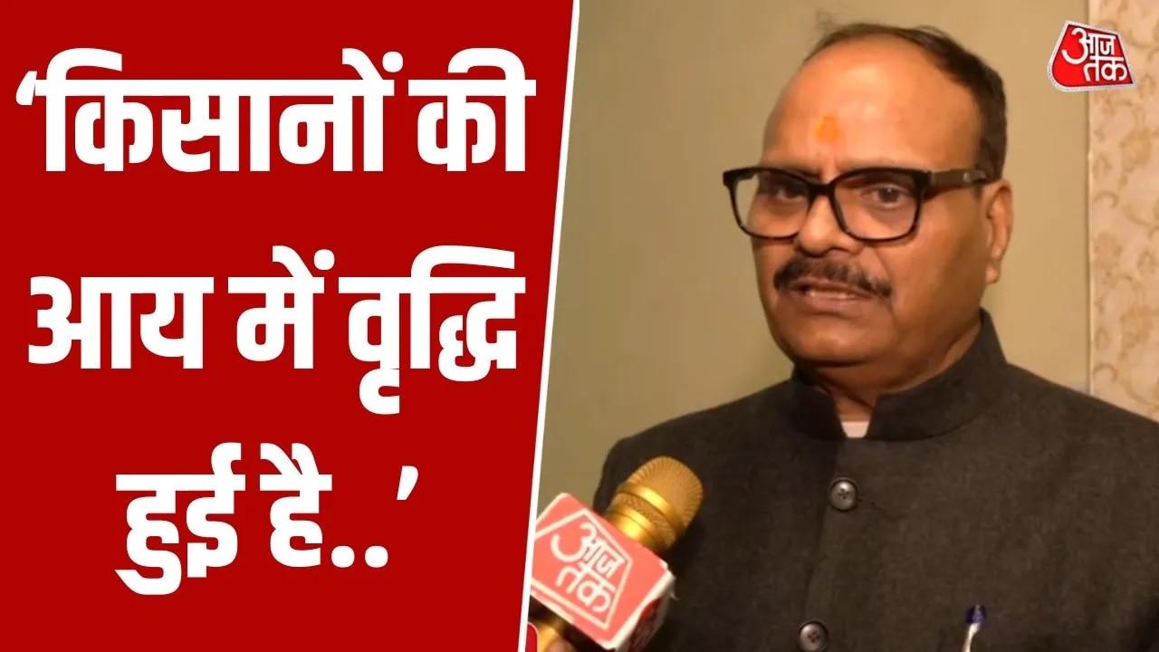 up assembly session tractor and sugarcane protest by samajwadi party mlas