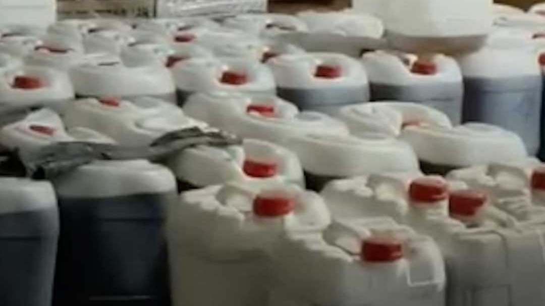 food department seized fake honey consignment in Hapur