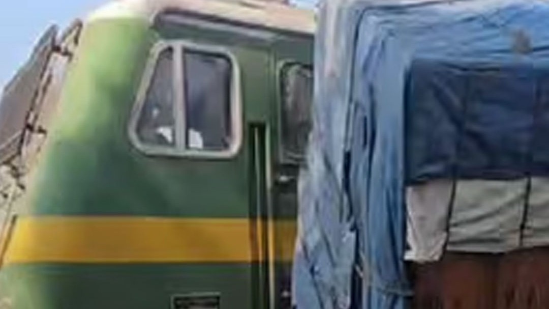 Train hits truck parked on railway track accident in Deoghar