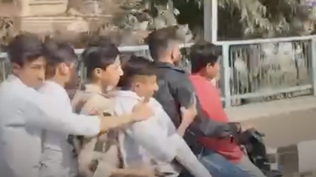viral video of 7 boys on same bike in bhopal
