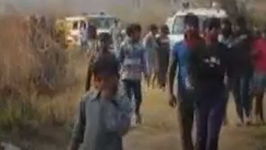 2 skeleton found in jungle in bagaha bihar