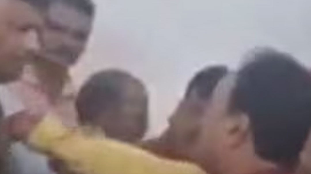 BJP leaders fight in front of Deputy CM Keshav Prasad