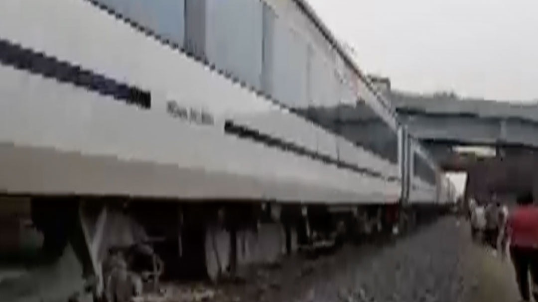 2 dead 1 injured after hit by Vande Bharat train in rajkot