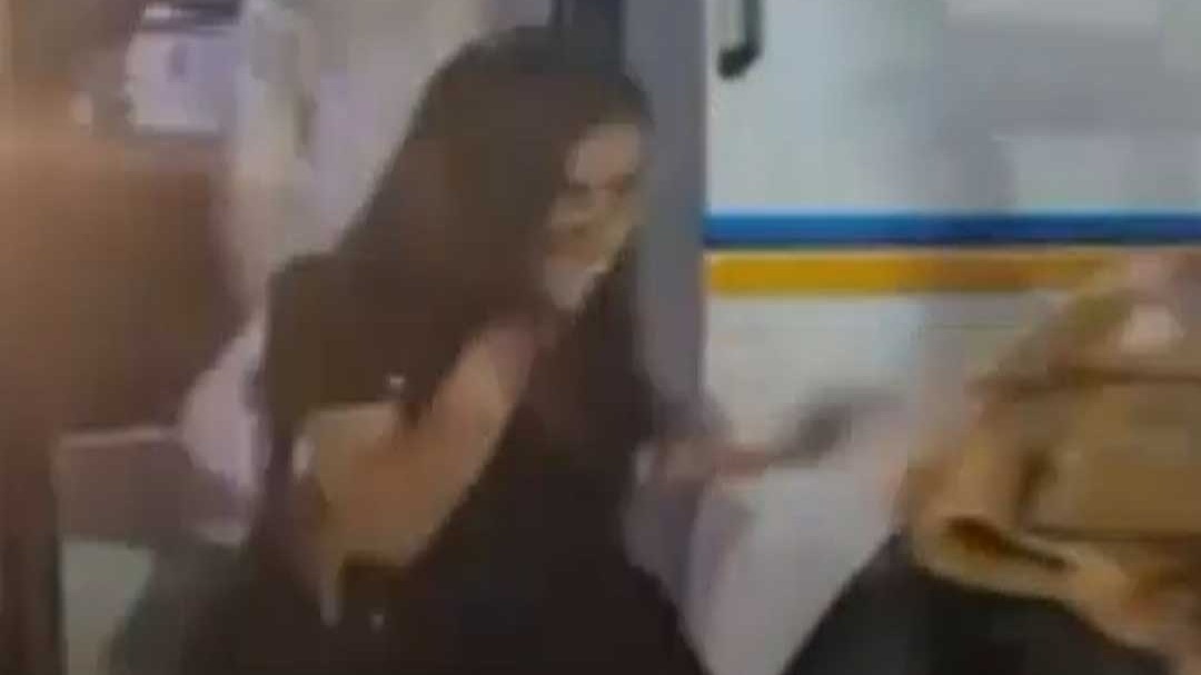 Ahmedabad Police raids liquor party