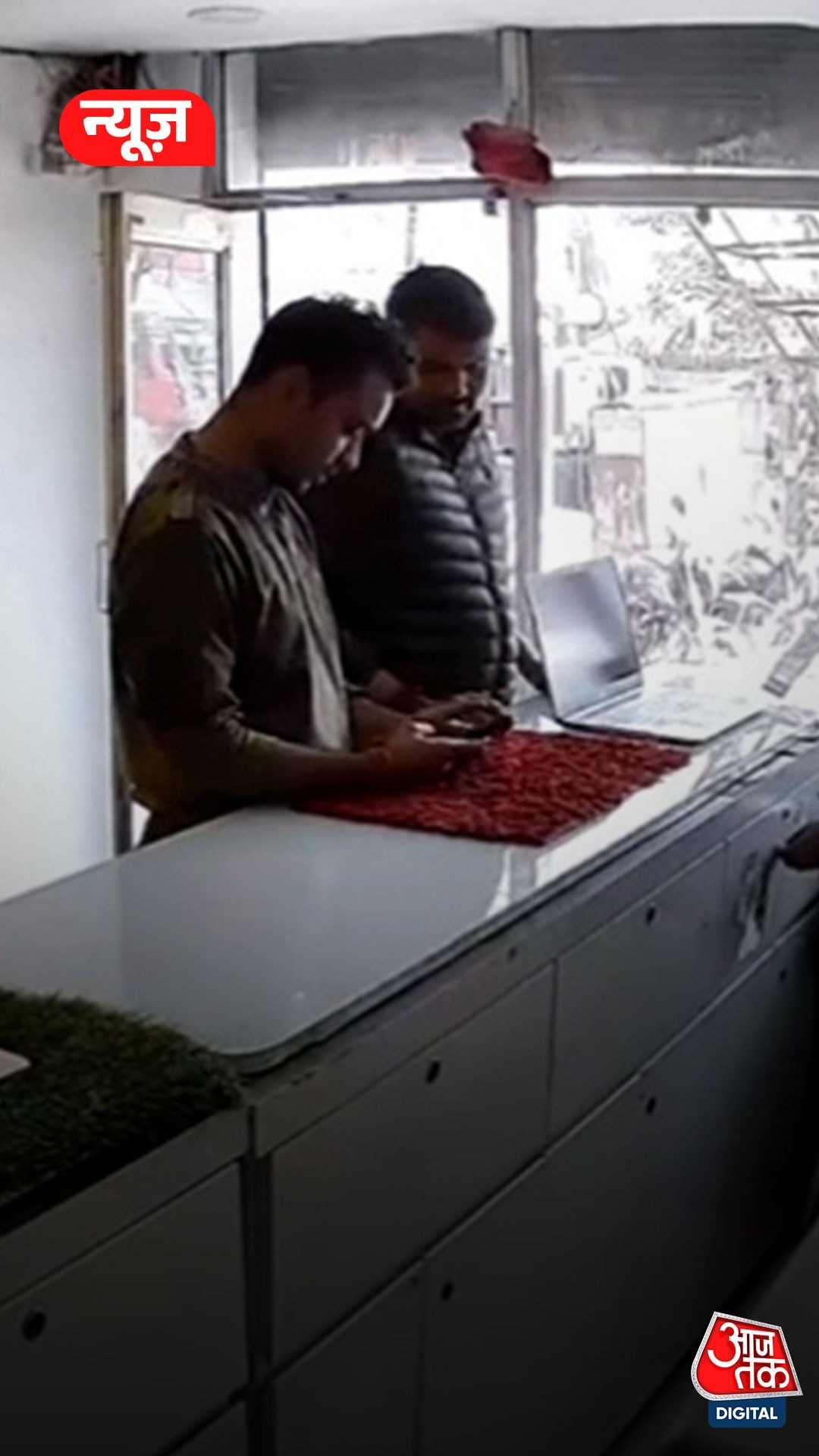  Jaunpur Policeman steal mobile CCTV 