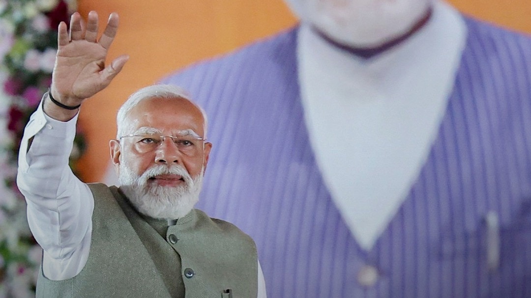 pm modi lands on dibrugarh