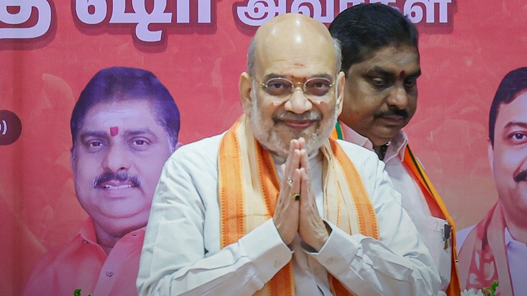 rahul gandhi amit shah farmers