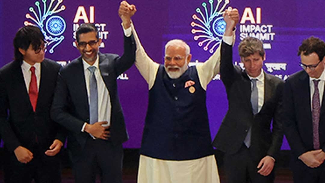 modi unveils manav vision