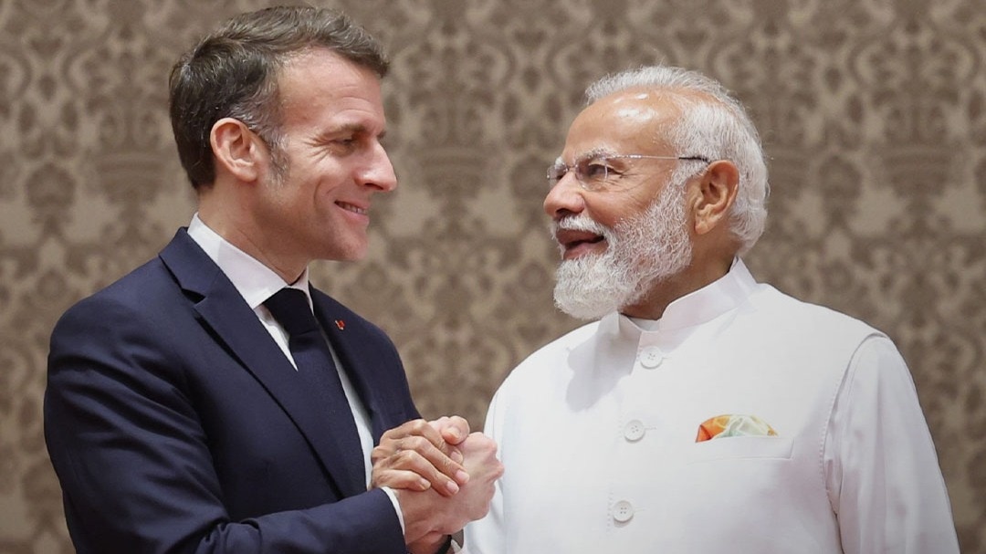 macron urges ban social media 