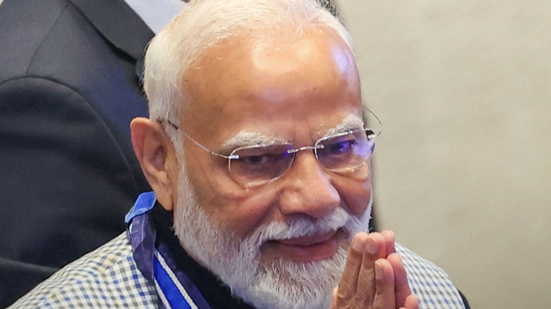 prime minister modi creates world record