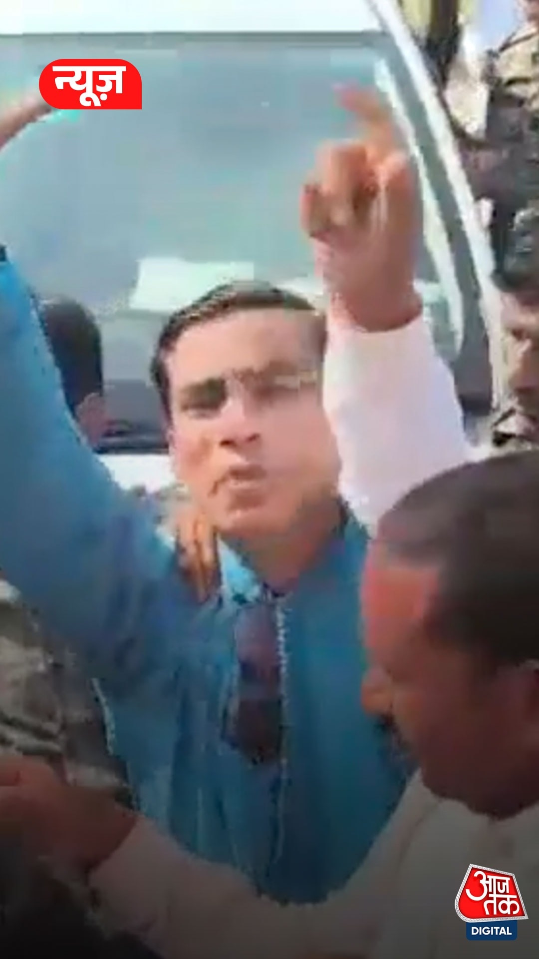 JDU workers surround Umesh Kushwaha