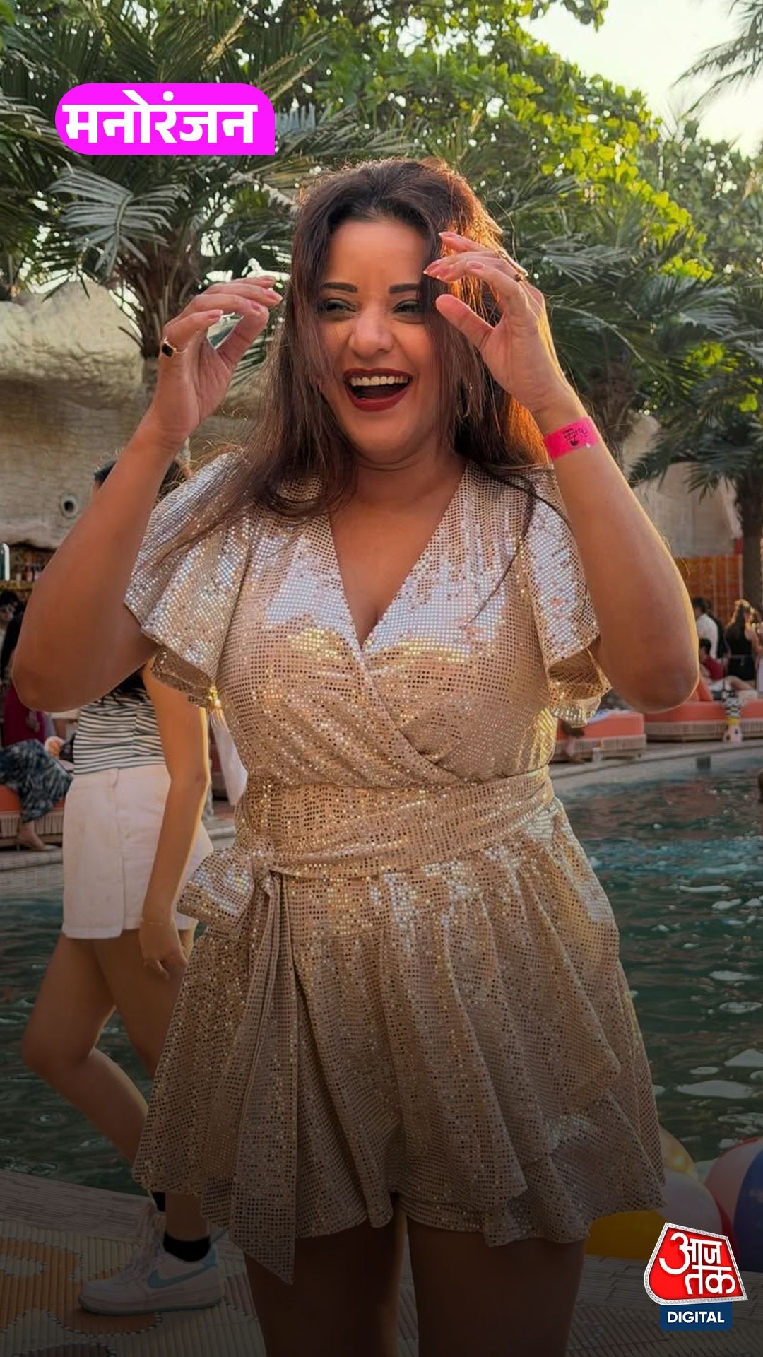 भोजपुरी और टेलीविजन एक्ट्रेस मोनालिसा ने इंटीमेट सीन्स पर किया बड़ा खुलासा!