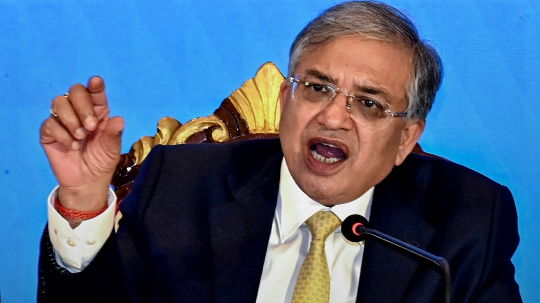 opposition submits notice to remove chief election commissioner