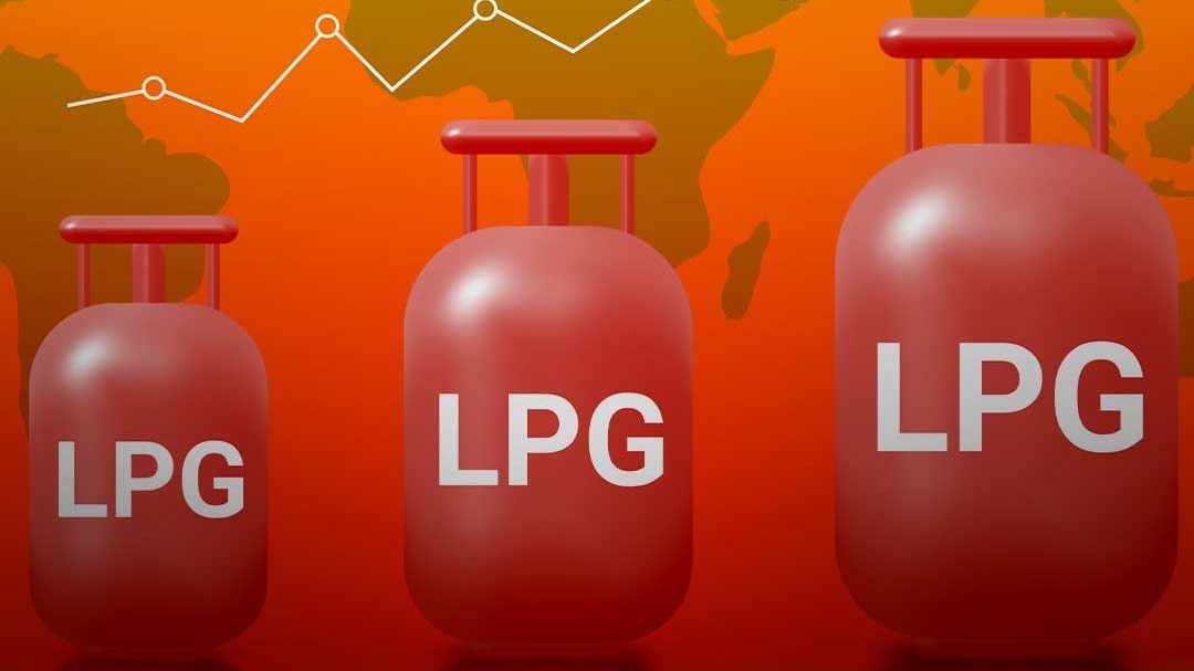 lpg crisis in india delhi caps commercial gas cylinder 