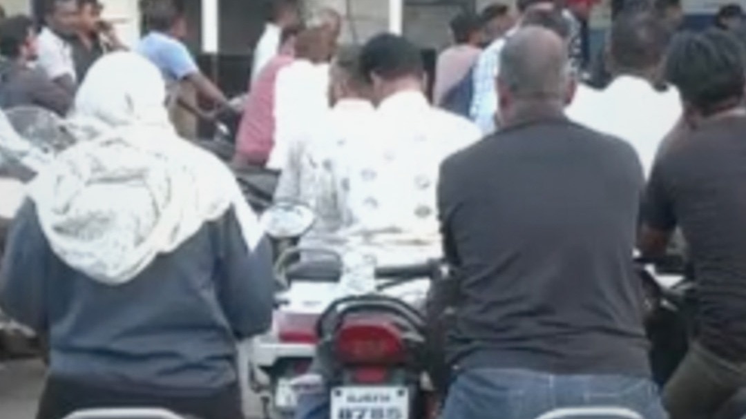 पेट्रोल-डीजल की किल्लत की अफवाह से लोगों में चिंता का माहौल