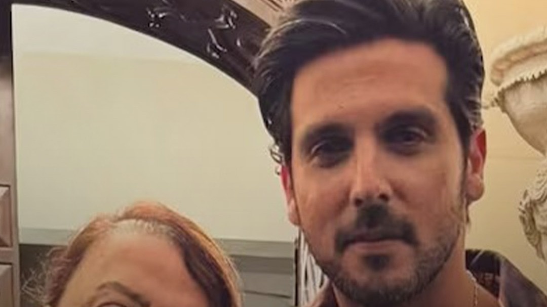 zayed khan mother funeral controversy