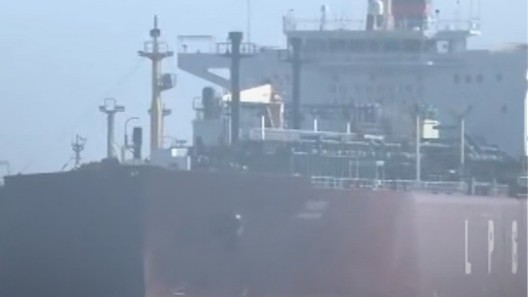 india gas tankers hormuz crossing