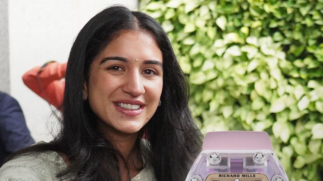 राधिका मर्चेंट की करोड़ों की घड़ी ने IPL में लूटी महफिल