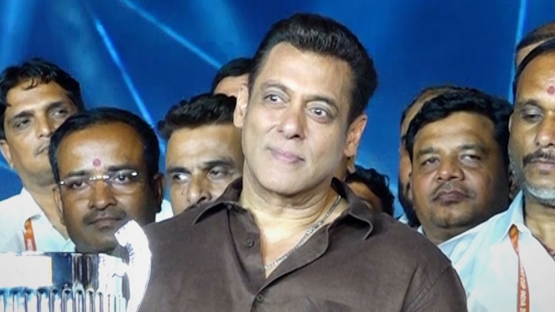 सलमान ने इवेंट में पहनी ये खास रिंग, जानें...