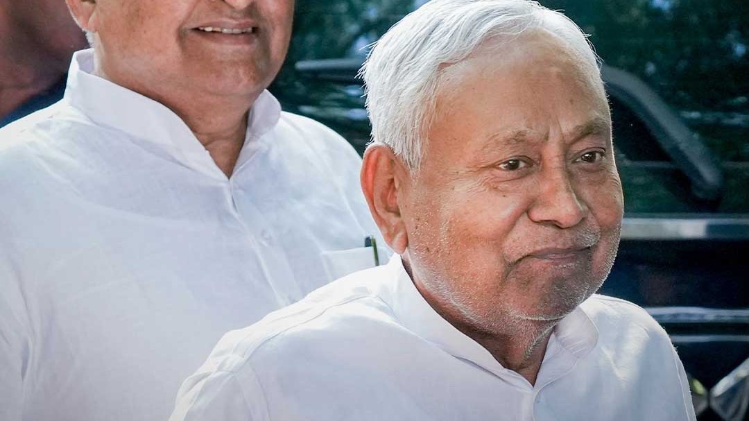 नीतीश लेंगे राज्यसभा की सदस्यता, बिहार में बदलेगी सरकार