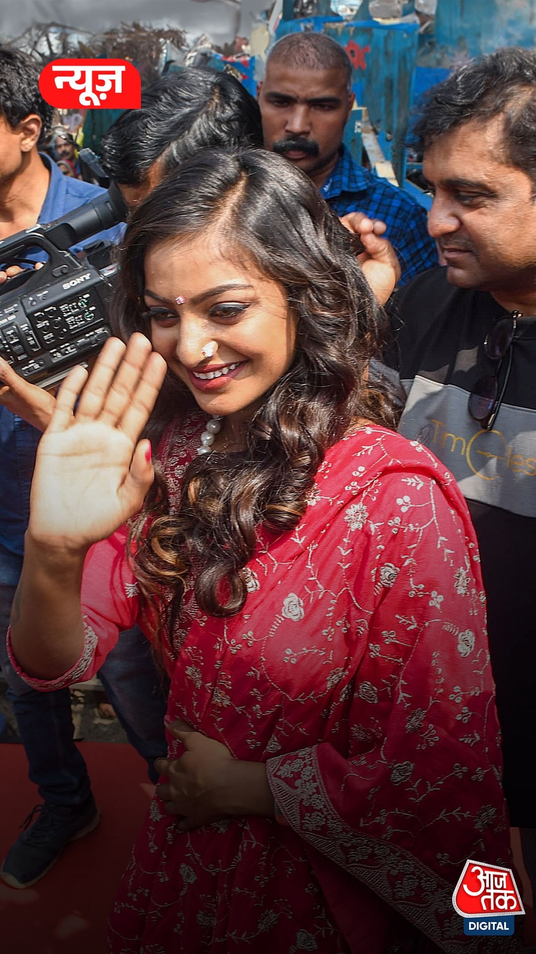 Monalisa Marriage Controversy: नाबालिग निकली महाकुंभ 'वायरल गर्ल' मोनालिसा, तो क्या जेल जाएंगे पति फरमान खान?