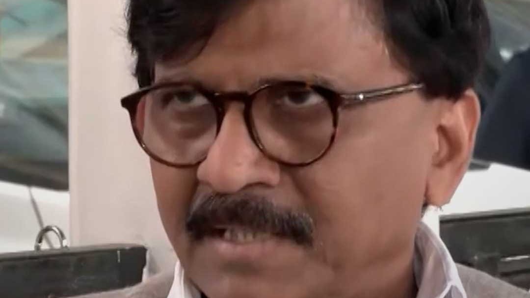 संजय राउत का शहबाज शरीफ और आसिम मुनीर पर तीखा तंज