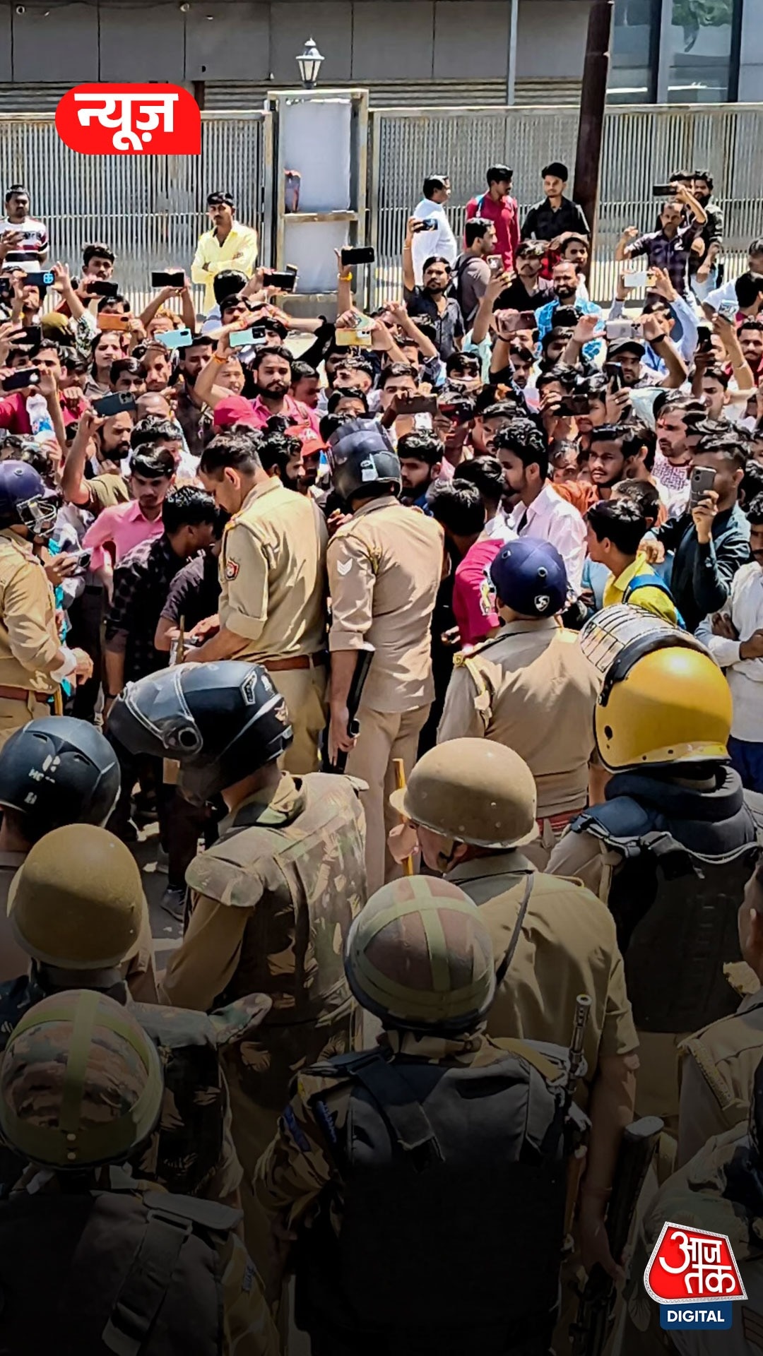 Noida Workers Protest