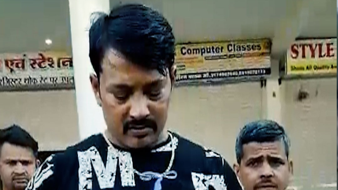 'मैंने हॉर्न दिया, क्यों नहीं सुना...', टक्कर मार बोले MLA के बेटे