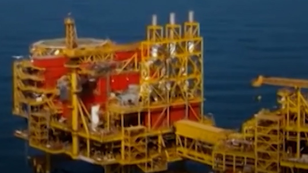 49 दिन बाद खुला होर्मुज, तेल-गैस कीमतों में बड़ी गिरावट!