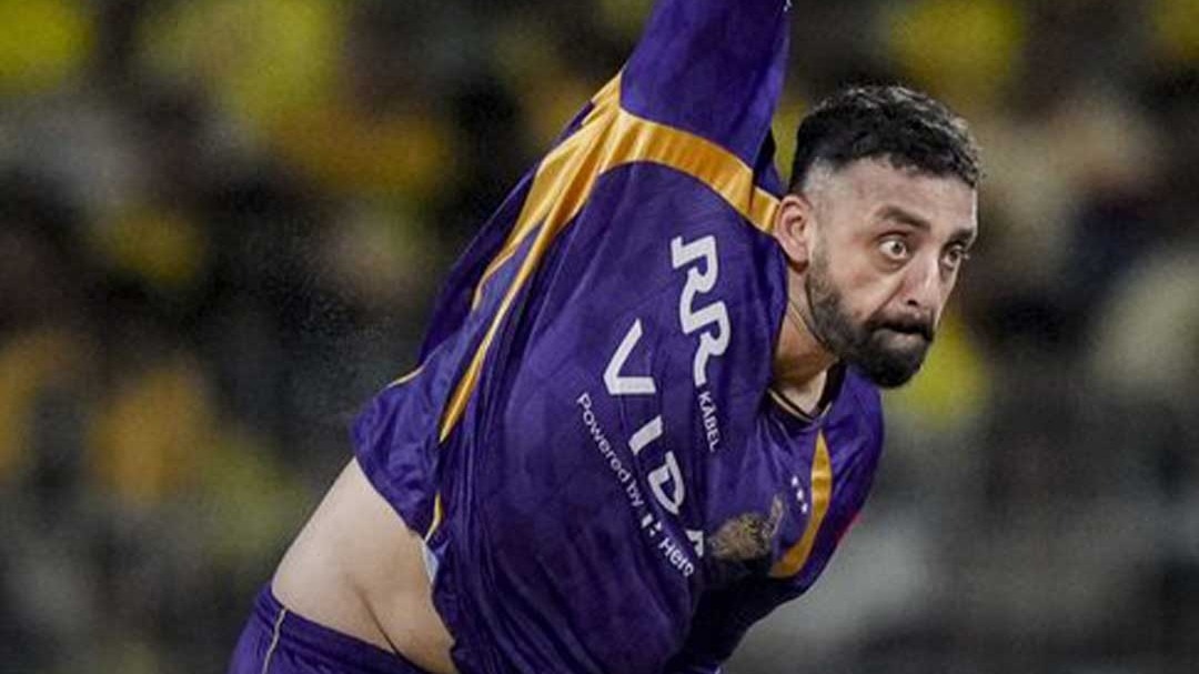 KKR के स्प‍िनर वरुण चक्रवर्ती ने हास‍िल किया ये मुकाम
