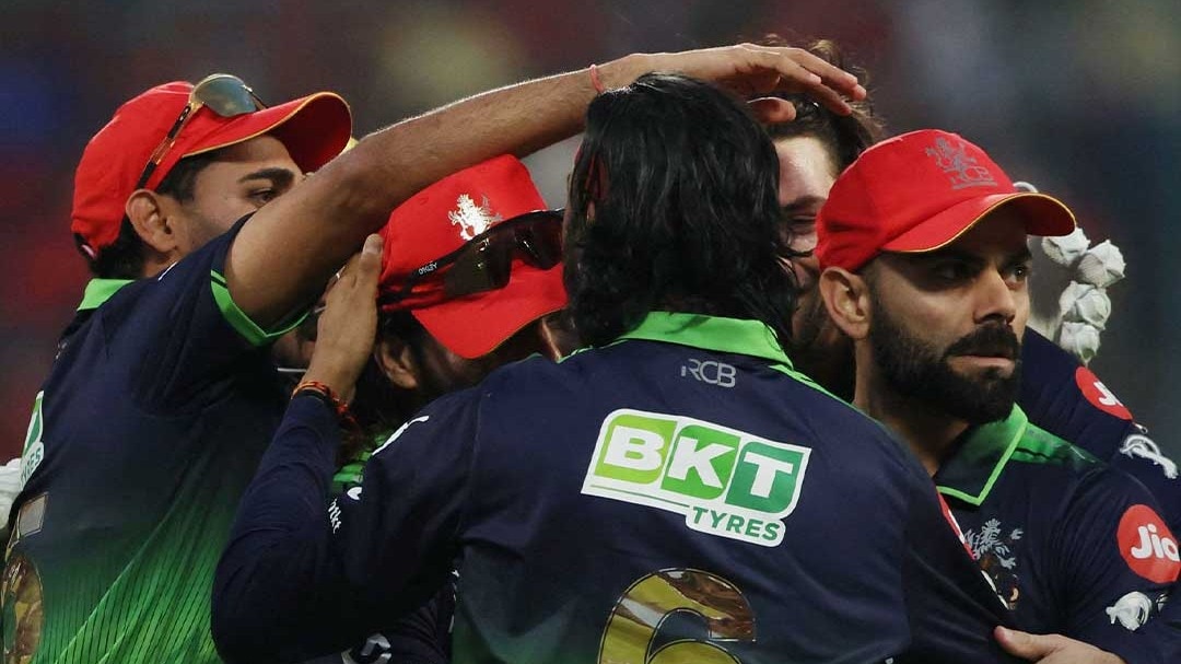 RCB के खिलाड़ी IPL में क्यों पहनते हैं ग्रीन जर्सी?