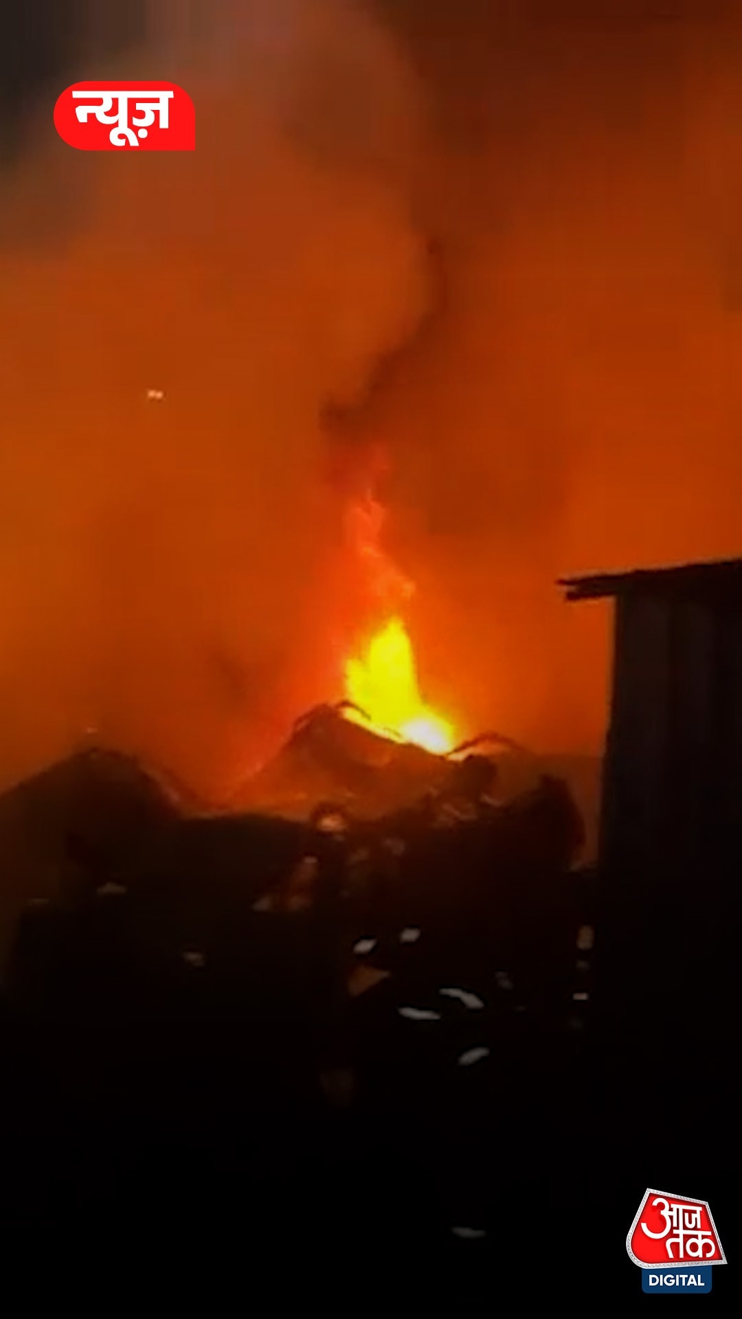 ghaziabad seized cars catched fire in police station premises