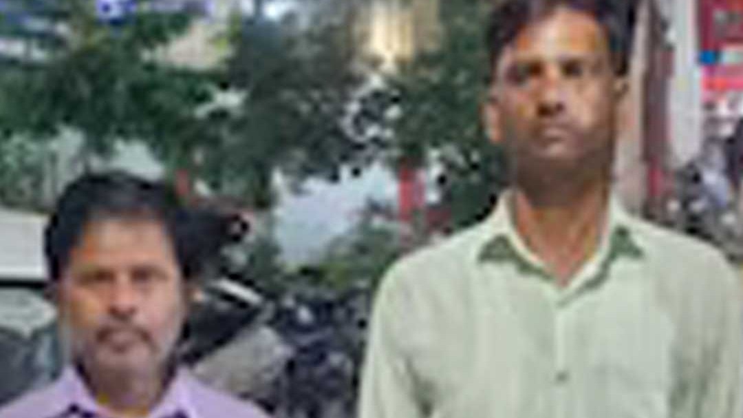 lucknow father kills daughter with acid burning over relationship