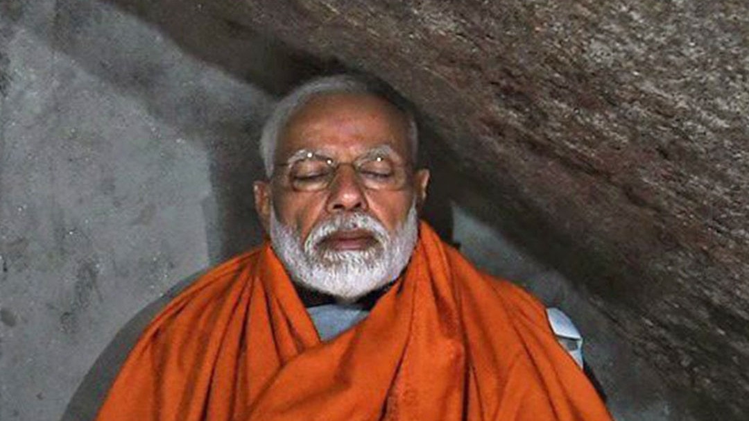 PM मोदी का वोटिंग के दिन ध्यान और दर्शन का क्या है राज?