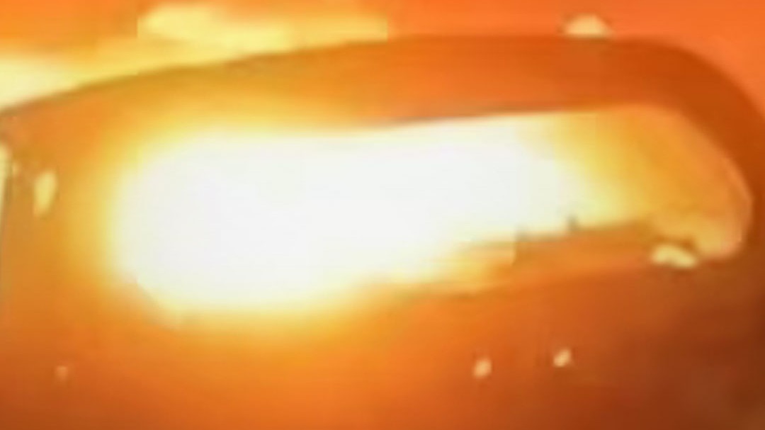 कार में लगी आग, एक ही परिवार के 5 लोग जिंदा जले