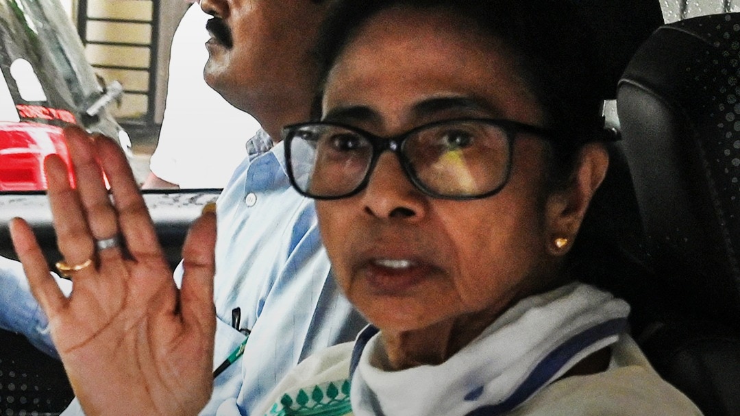 mamata banerjee resignation