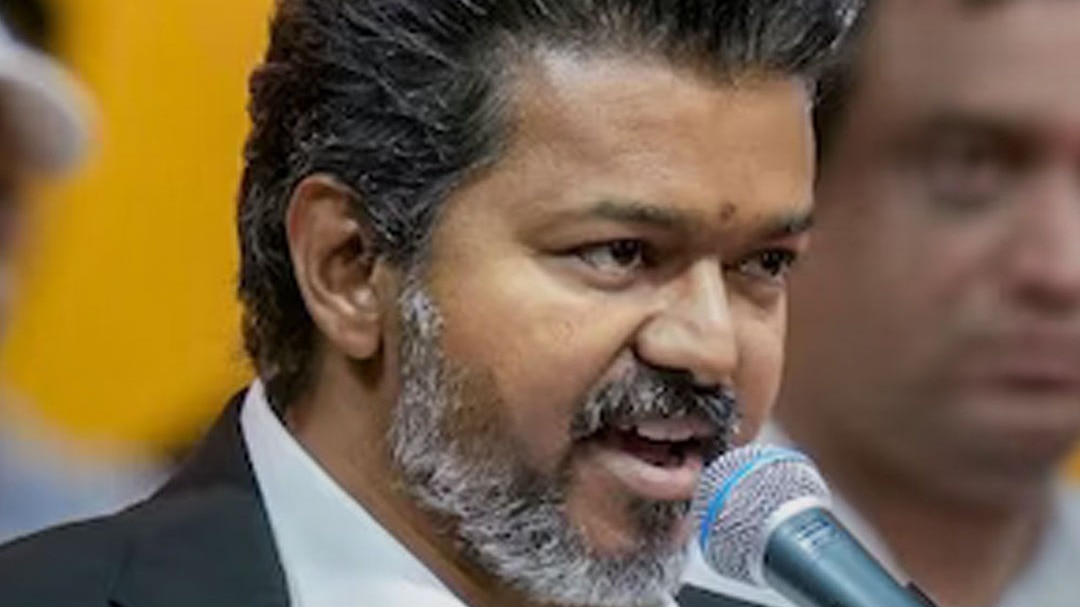 Vijay के शपथ ग्रहण में 'तमिल वंदना' पर विवाद क्यों?
