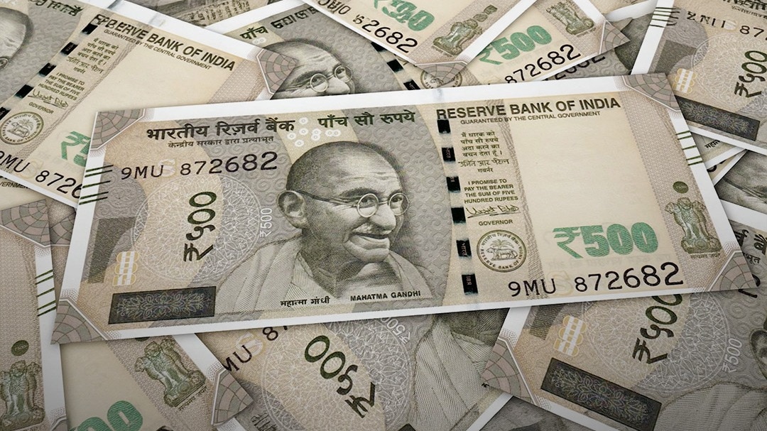 रिकॉर्ड निचले स्तर पर Indian Currency