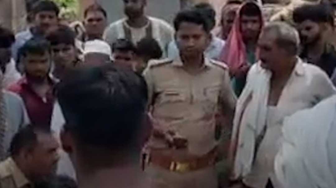 गोरखपुर में नवविवाहित दंपति का इस हाल में मिला शव
