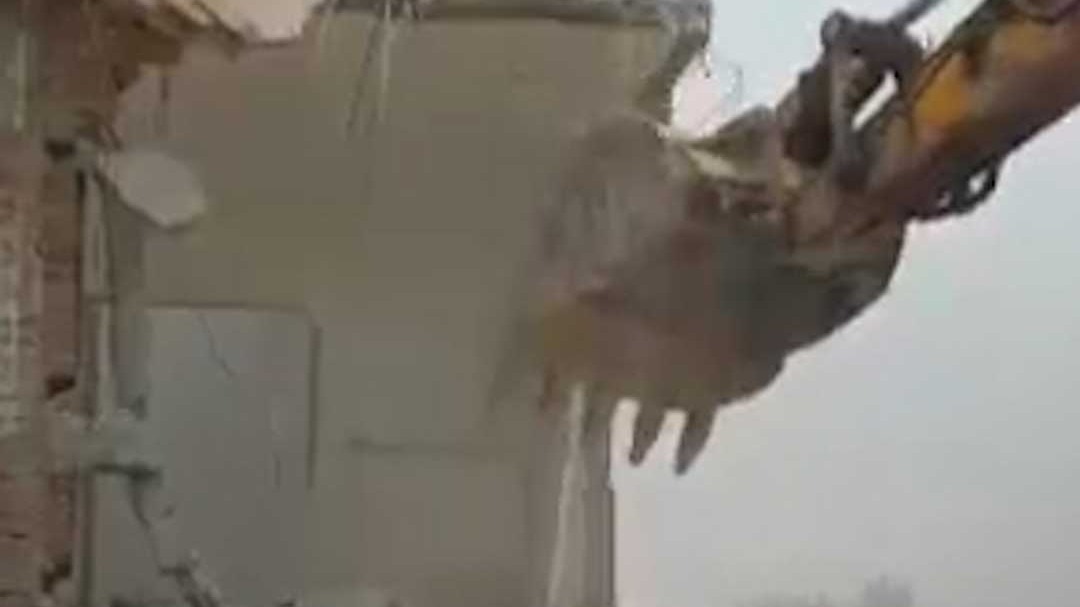 Bulldozer action