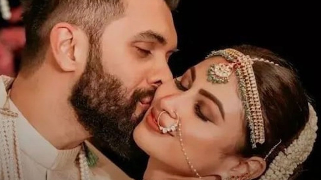 Mouni Roy