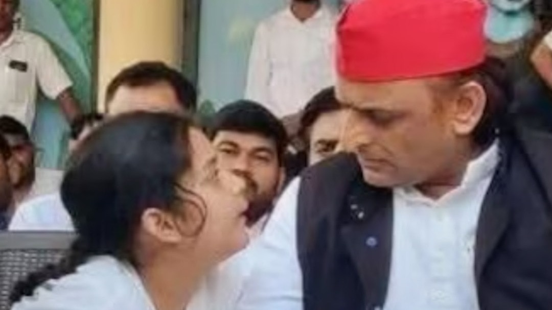 Akhilesh Yadav with Niece