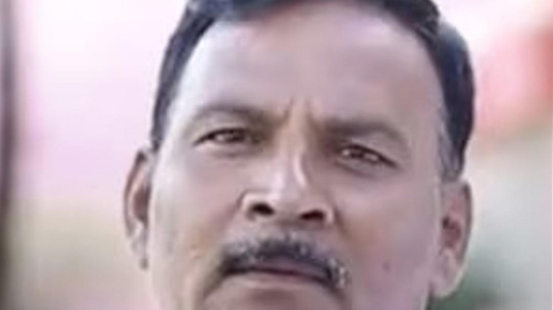 cbi arrests alleged neet ug paper leak kingpin