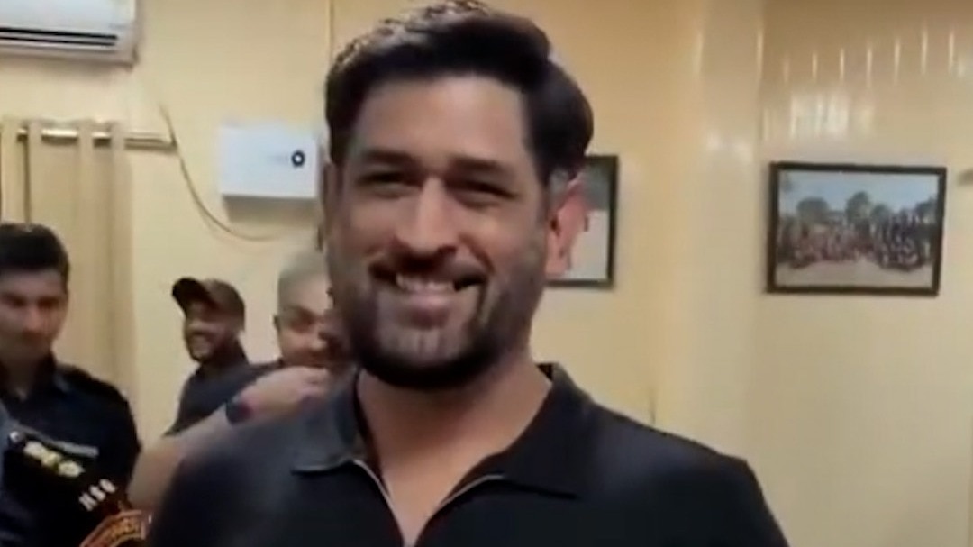 ms dhoni visits nsg camp
