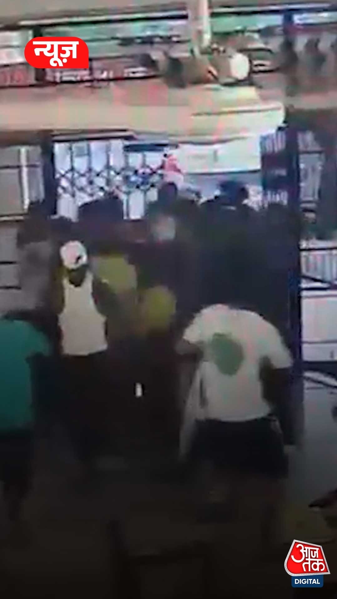 ताला तोड़कर भागे 30 लड़के, सरकारी नशा मुक्ति केंद्र में हड़कंप